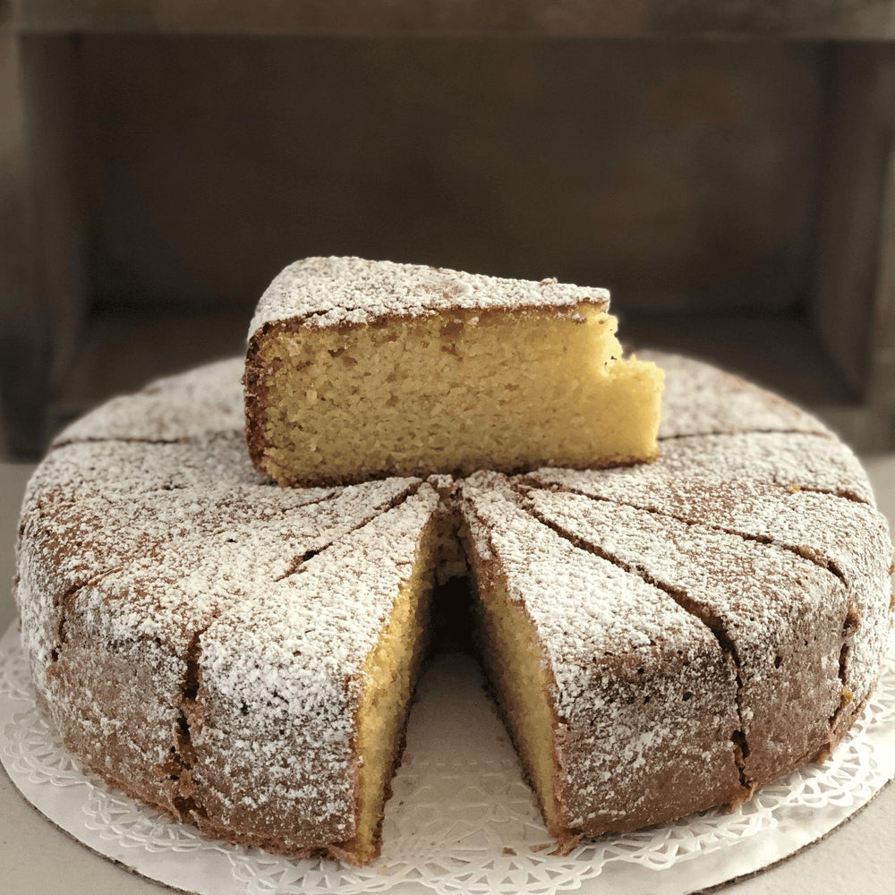 
            
                Load image into Gallery viewer, Exquisite Vanilla Caramel cake, a dairy, gluten and sugar-free delight, perfect for those following a Keto or Paleo diet. Full Life Gourmet Bakery
            
        